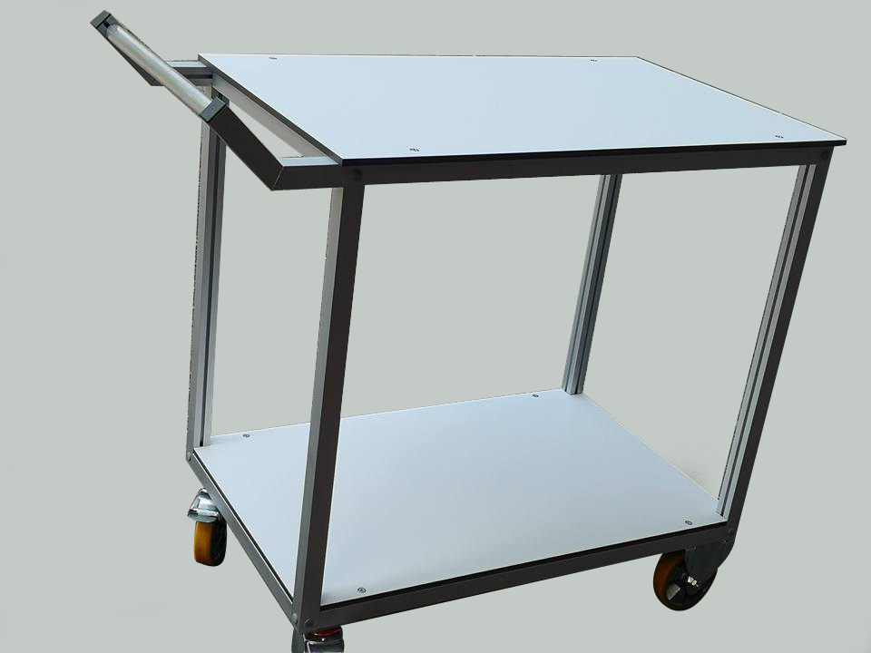 Carrelli standard mobili con ripiano in stratificato